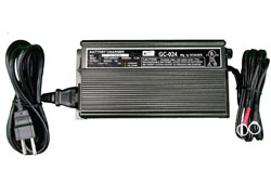 GC024 バッテリー充電器